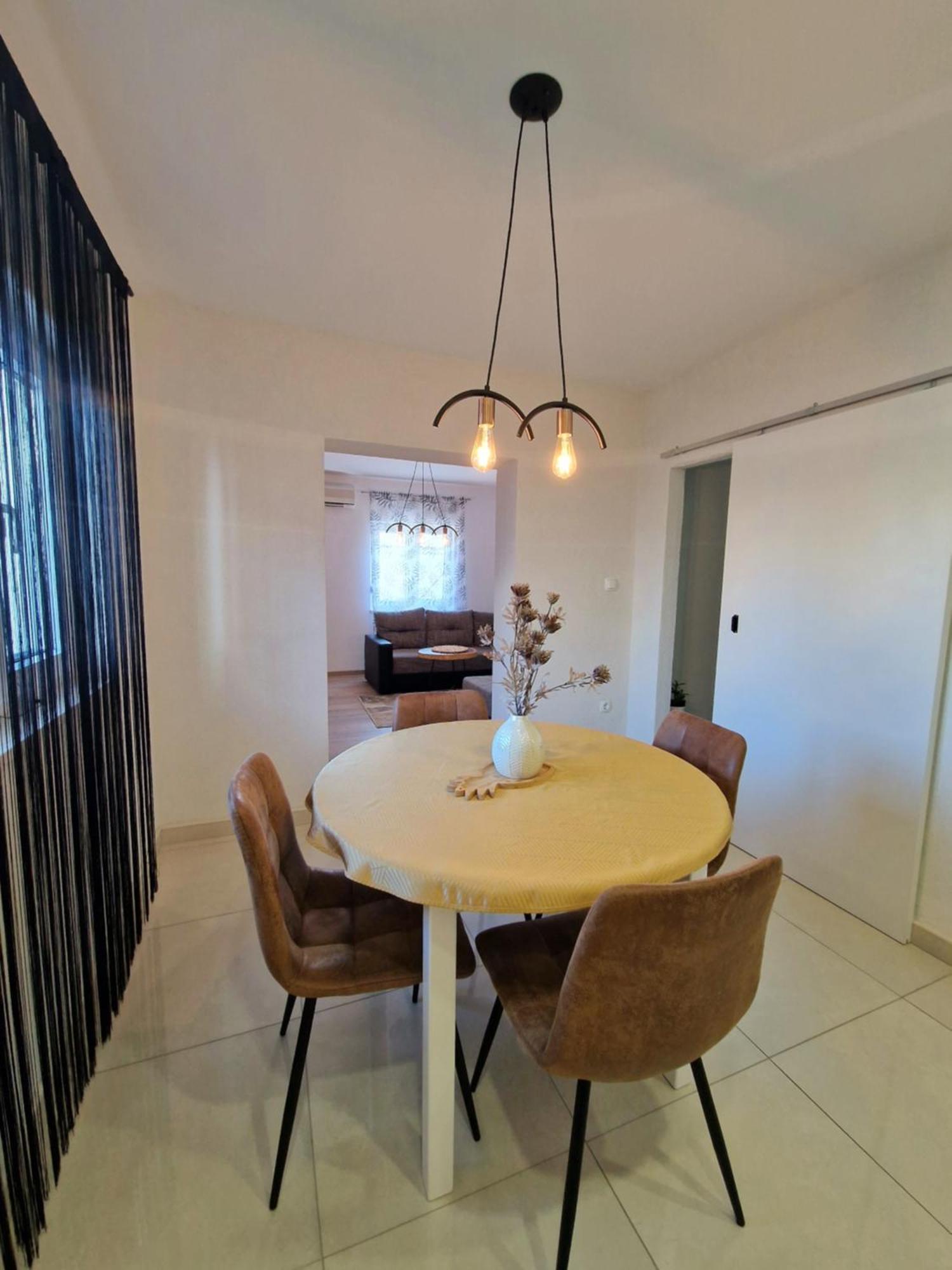 2 Bedroom Apartment Ljubica ซินย์ ภายนอก รูปภาพ